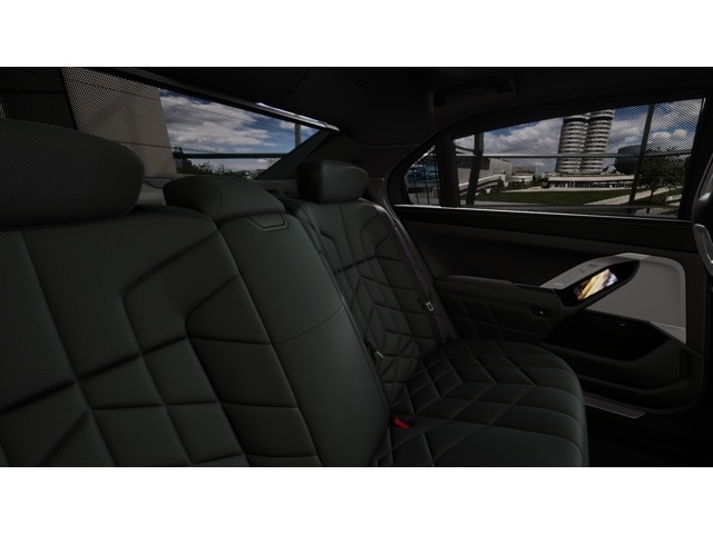 2026 BMW 7 Series 750e - Photo 39