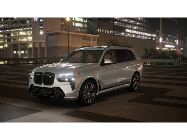 2027 BMW X7 M60i's photo