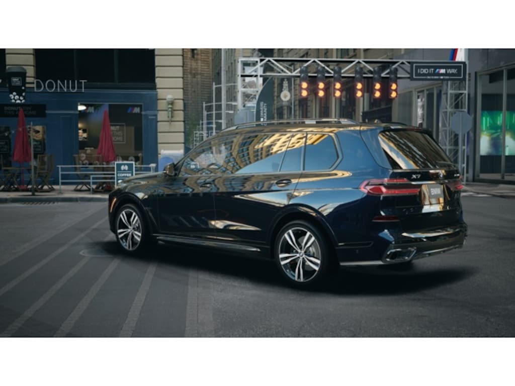 New 2027 BMW X7 xDrive40i SUV