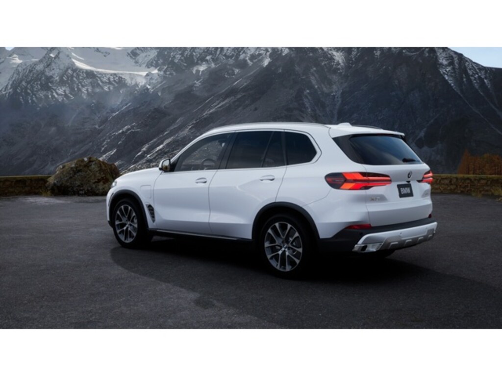 New 2026 BMW X5 PHEV xDrive50e SUV