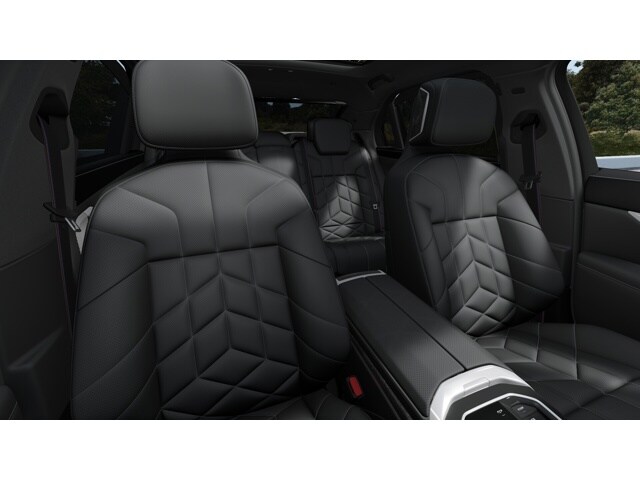 2025 BMW i7 50 - Photo 28