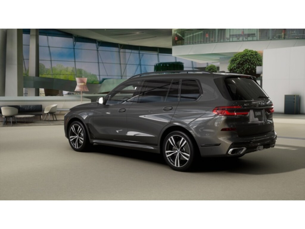 New 2026 BMW X7 SUV