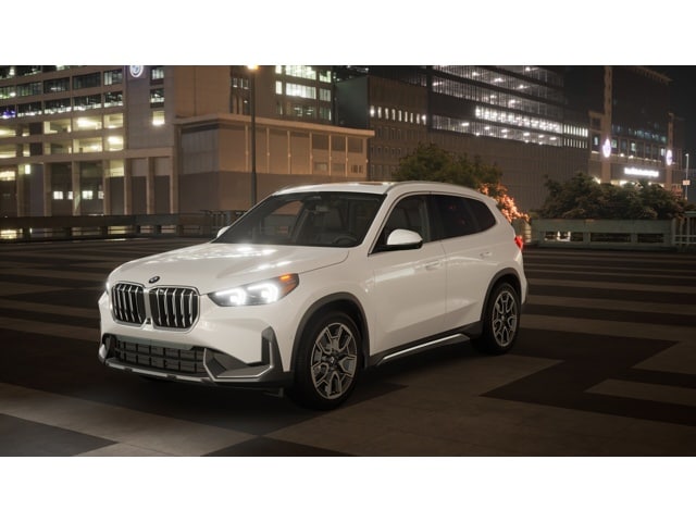 2026 BMW X1 28i's photo