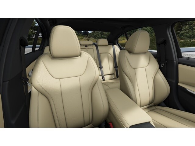 2026 BMW 3 Series 330i - Photo 31
