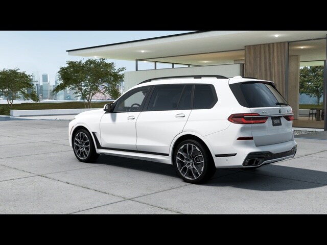 2025 Bmw X7 M60i photo 2