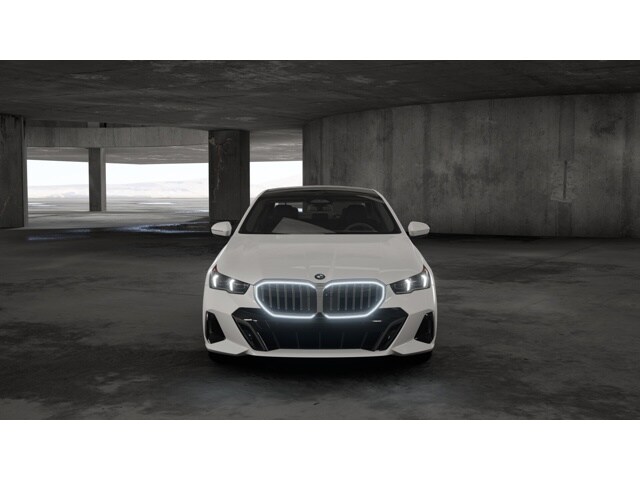 2026 Bmw 530i xDrive Sedan photo 2