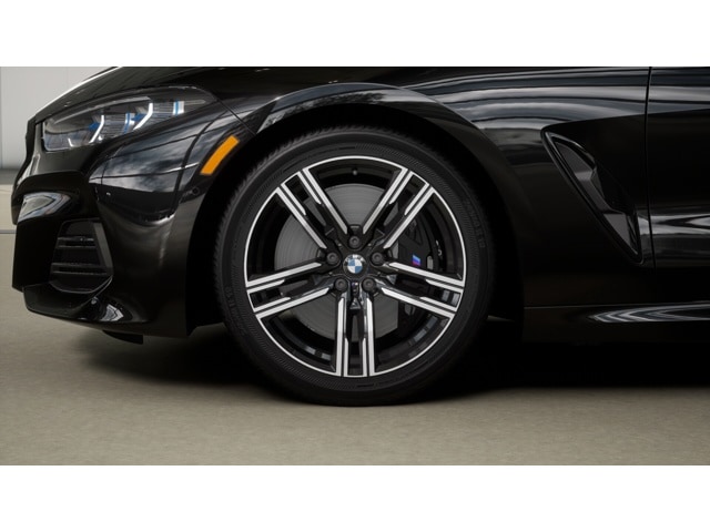 2026 BMW 8 Series 840i - Photo 7