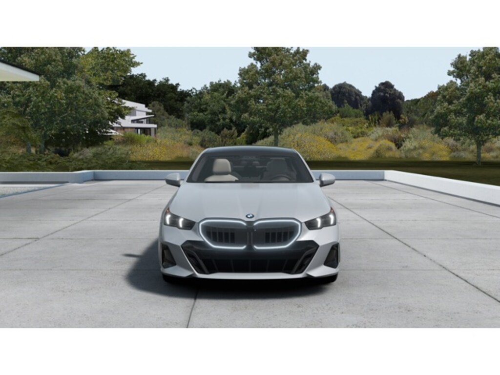 New 2027 BMW 550e xDrive Sedan