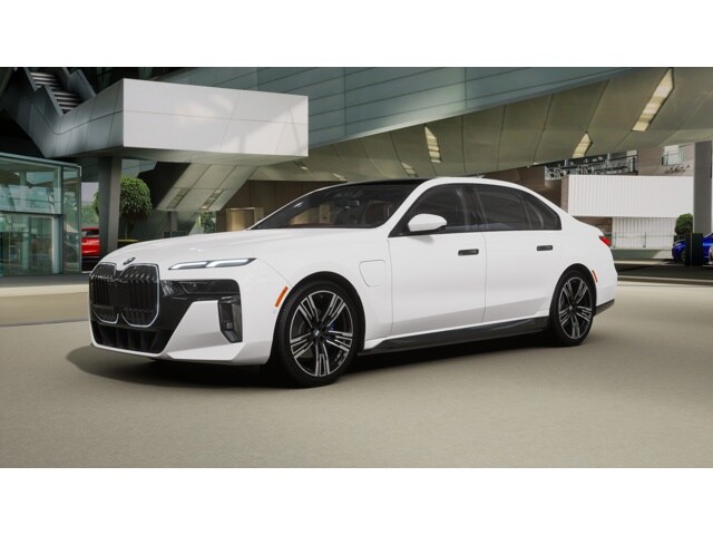 2025 BMW 7 Series 750e - Photo 18