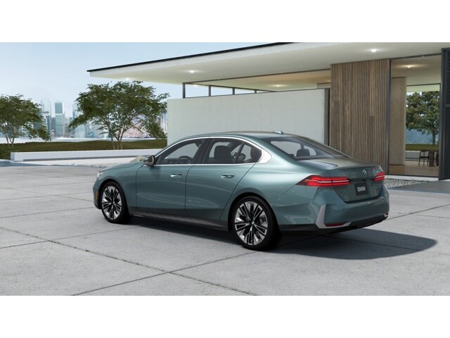 2026 Bmw 530i photo 2