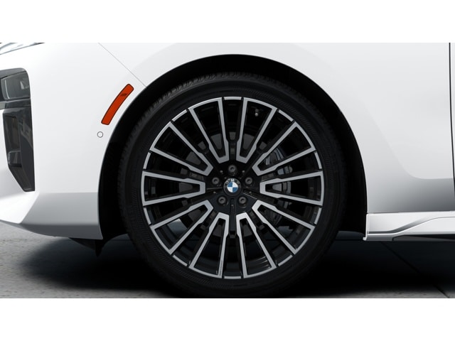 2026 BMW 7 Series 760i - Photo 52