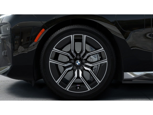 2026 BMW 7 Series 750e - Photo 38