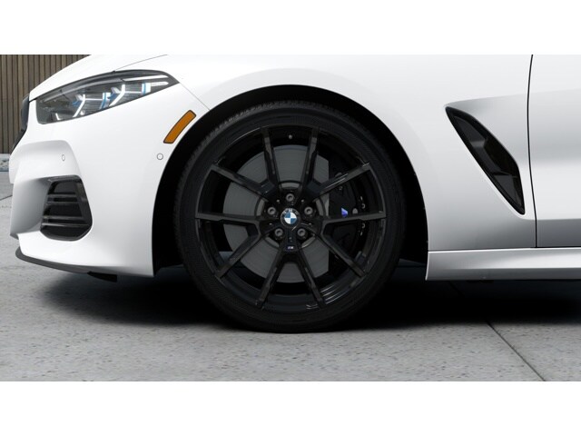 2026 BMW 8 Series M850i - Photo 42