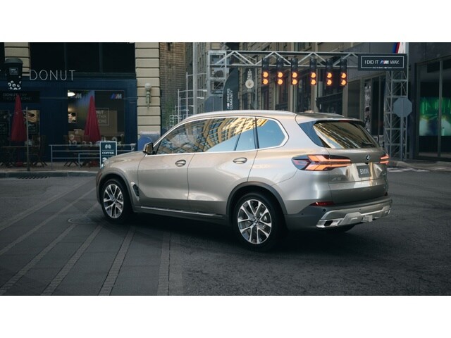 2026 Bmw X5 xDrive50i photo 2