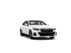 2026 BMW 550e xDrive Sedan