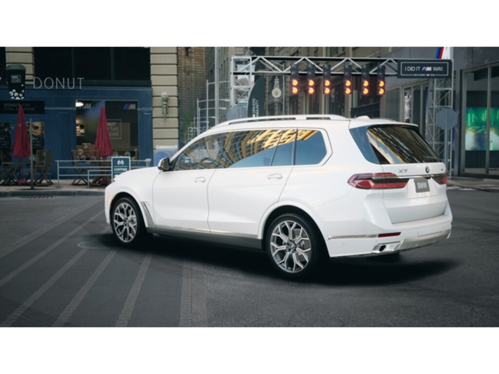 New 2026 BMW X7 xDrive40i SUV