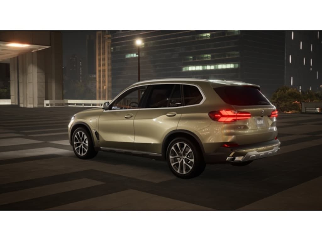 New 2026 BMW X5 PHEV xDrive50e SUV