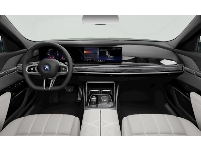 2026 BMW 7 Series 750e - Photo 38