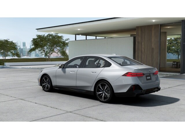 2026 Bmw 530i photo 2