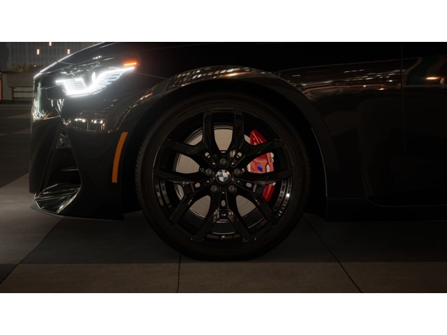 2026 BMW 2 Series M240i - Photo 32