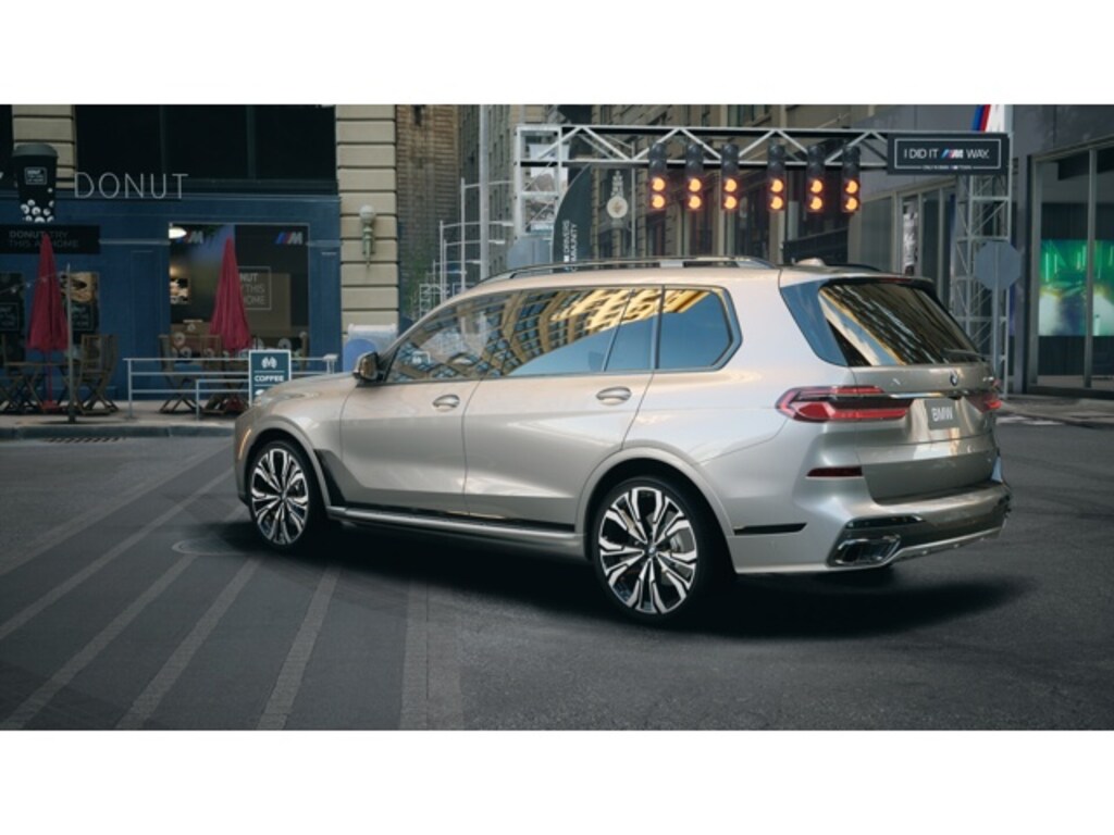 New 2026 BMW X7 xDrive40i SUV