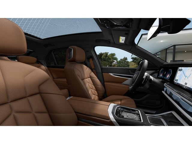 2025 BMW 7 Series 760i - Photo 42