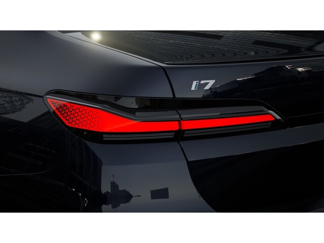 2025 BMW i7 60 - Photo 37