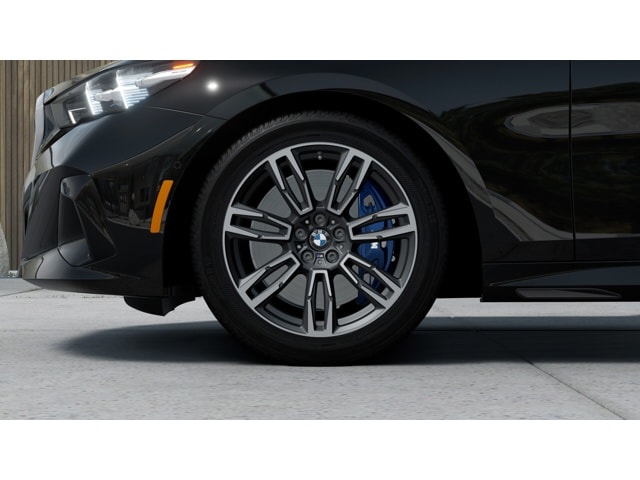 2027 BMW 5 Series 540i - Photo 6