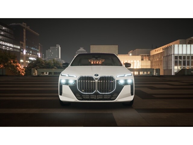 2024 Bmw i7 M70 photo 3