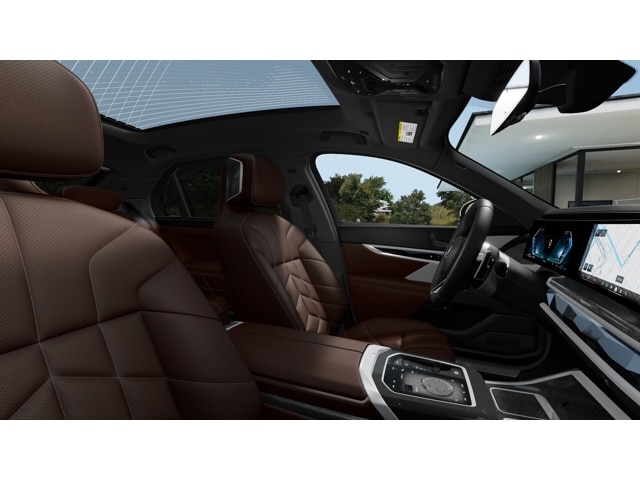 2025 BMW 7 Series 750e - Photo 45