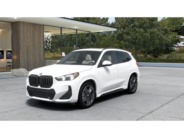 2026 BMW X1 28i's photo