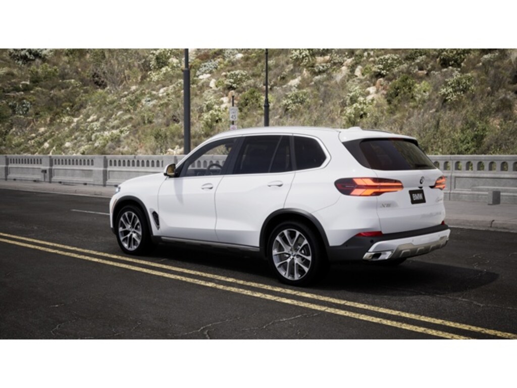 New 2026 BMW X5 xDrive40i SUV