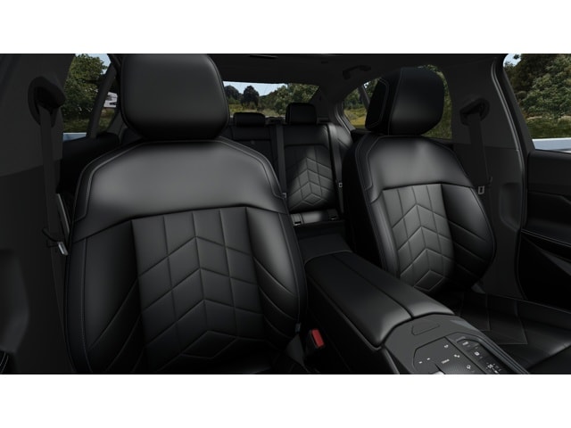 2026 BMW 5 Series 550e - Photo 44