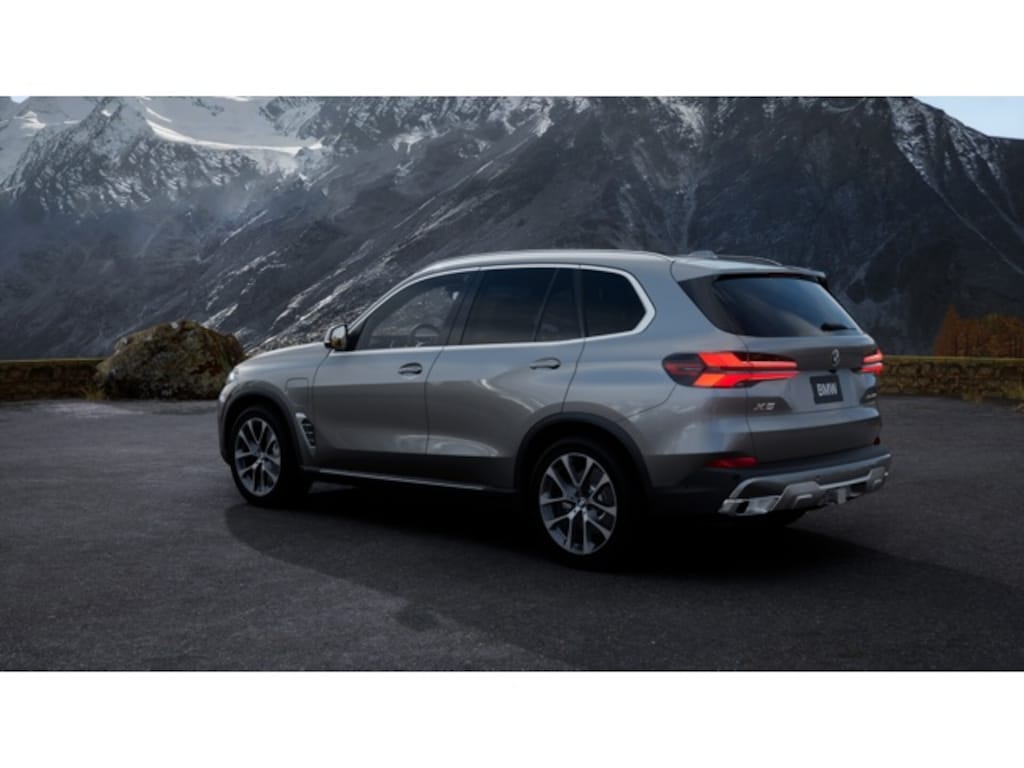 New 2026 BMW X5 PHEV xDrive50e SUV