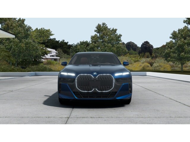 2026 Bmw 750e photo 3