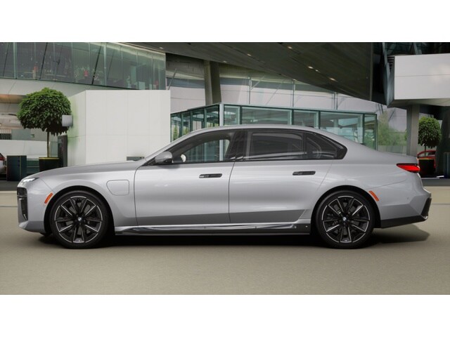 2026 Bmw 750e 750e xDrive photo 3