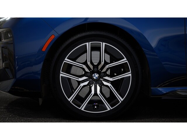 2026 BMW 7 Series 740i - Photo 43
