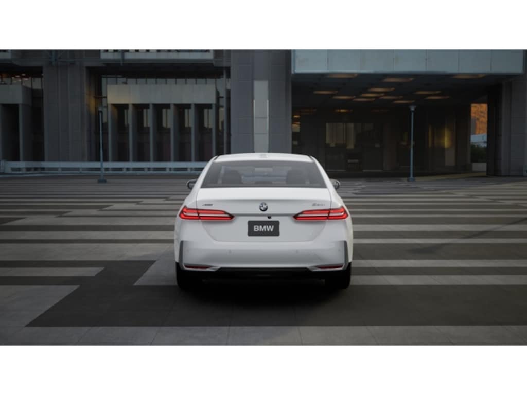 New 2027 BMW 530i xDrive Sedan