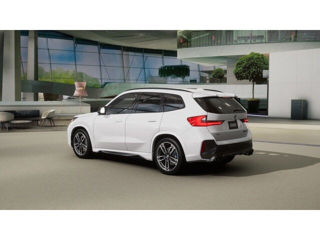 2026 Bmw X1 M35i photo 2