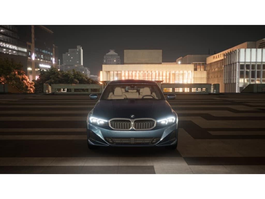 New 2026 BMW 330i Sedan