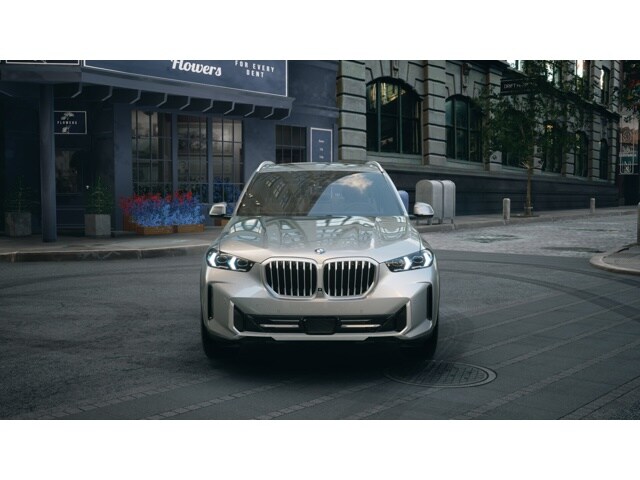2026 Bmw X5 xDrive50i photo 3