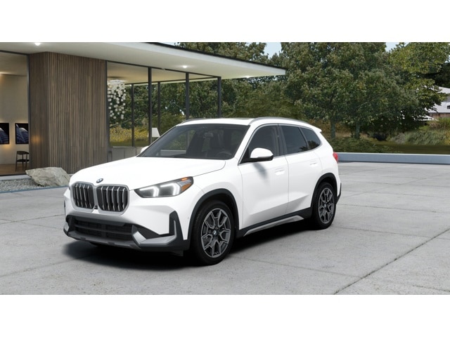 2026 BMW X1 28i's photo