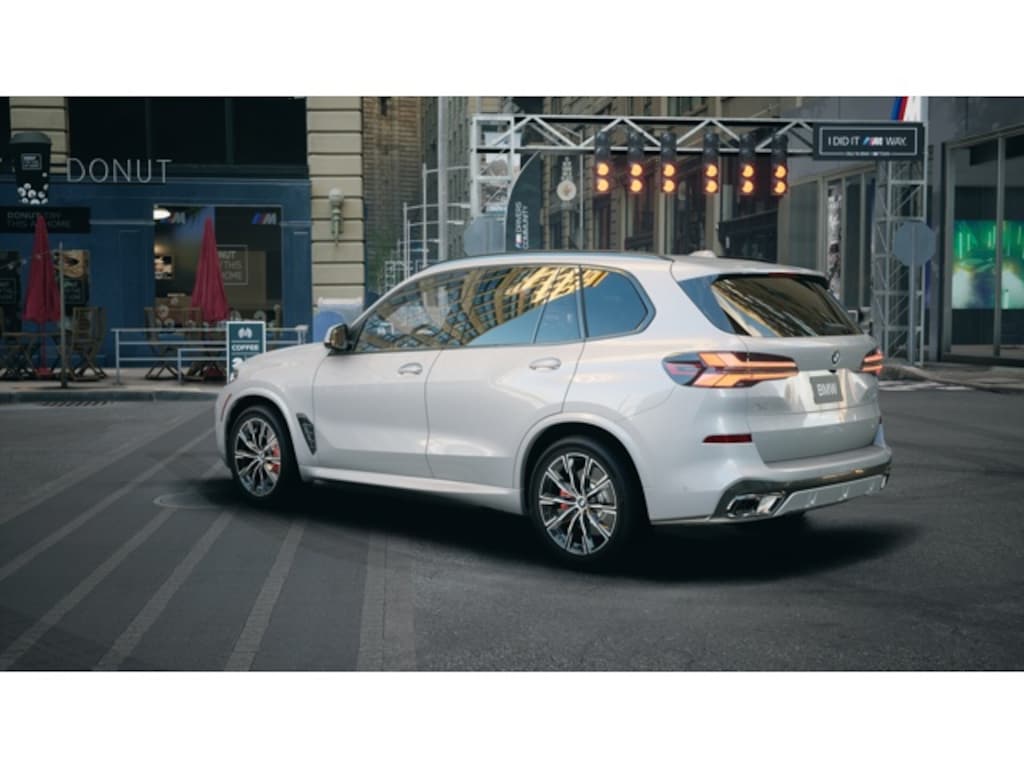 New 2026 BMW X5 xDrive40i SUV