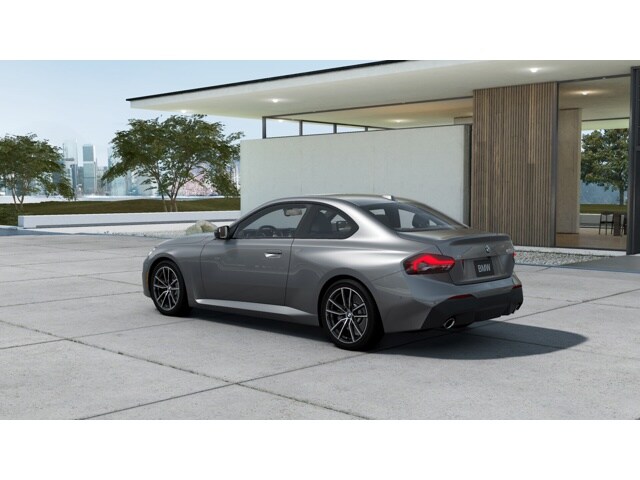 2025 Bmw 230i xDrive Coupe photo 2