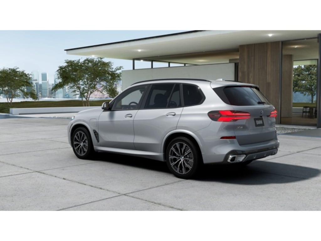 New 2026 BMW X5 PHEV xDrive50e SUV