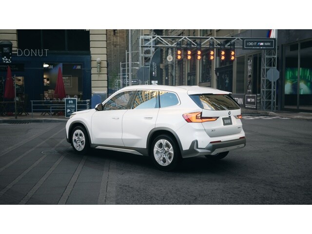 2026 Bmw X1 XDrive28i photo 2