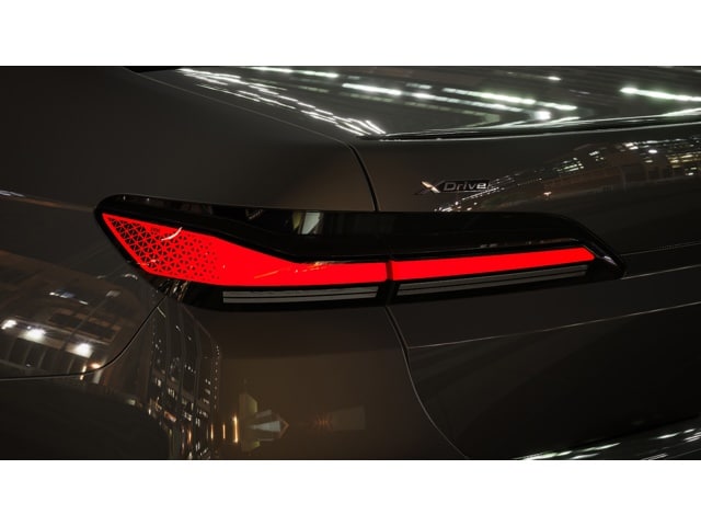 2026 BMW 7 Series 750e - Photo 51