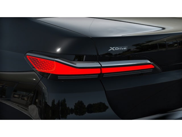 2025 BMW 7 Series 760i - Photo 41