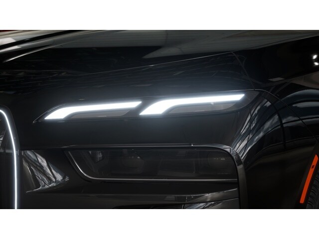 2025 BMW 7 Series 750e - Photo 22