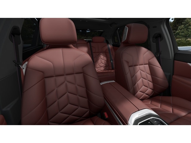 2025 BMW 7 Series 760i - Photo 39
